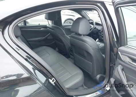 2023 BMW 530 I xDrive z USA, uszkodzony, nr VIN WBA13BJ04PCN20486